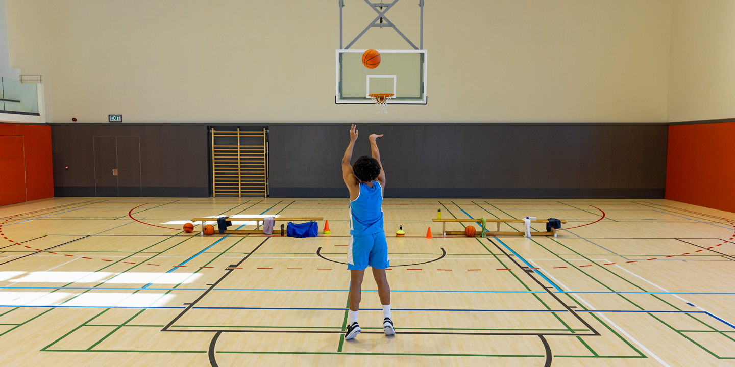 Terrain de Basketball Intérieur