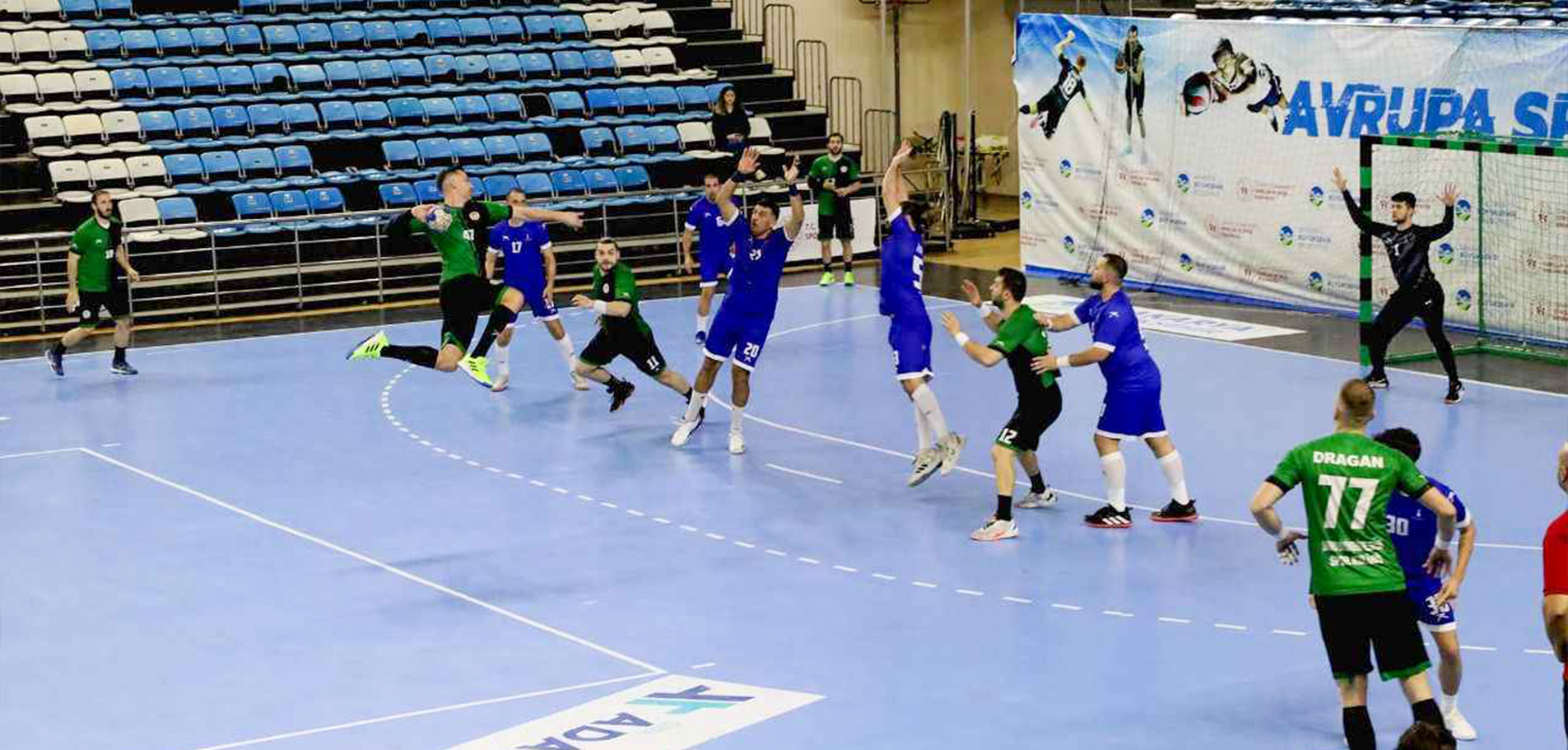 Terrain de Handball Intérieur